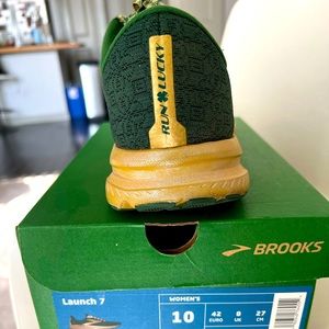 Brooks Launch 7 Run Lucky womens Lucky Running  shoes sneaker - size 10